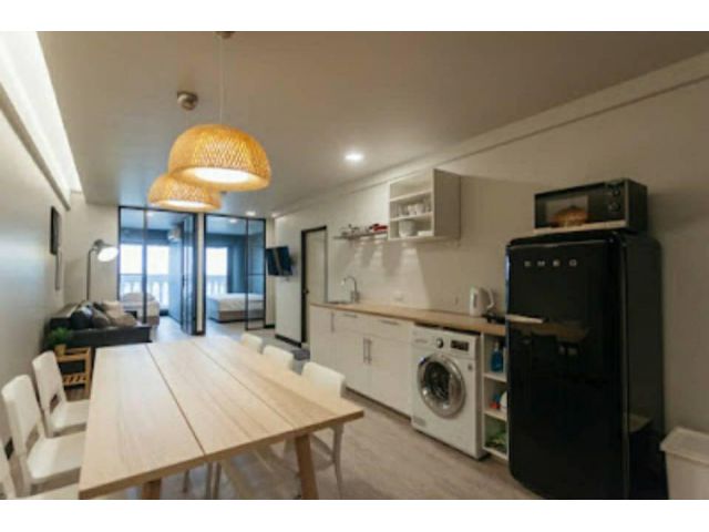 State Tower Silom for rent 2 bedrooms 1 bathroom 68 sqm. rental 28,000 baht/month