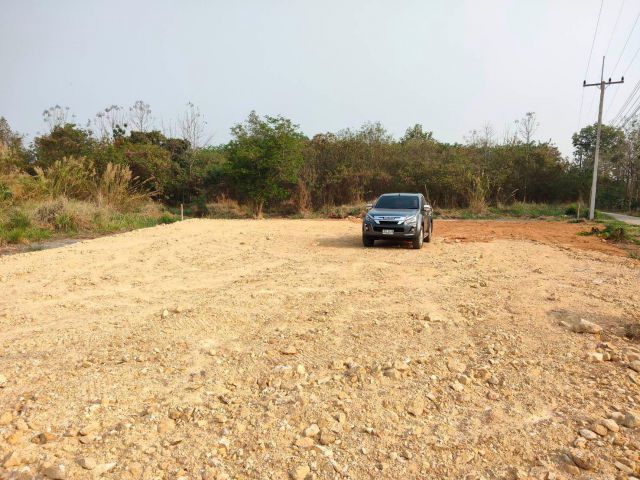 ขายที่ดินหนองหาร บ.เกษตรใหม่ หลัง ม.แม่โจ้  200 ตร.ว. ขาย ตร.ว.ละ 9000.- (1,800,000.-)