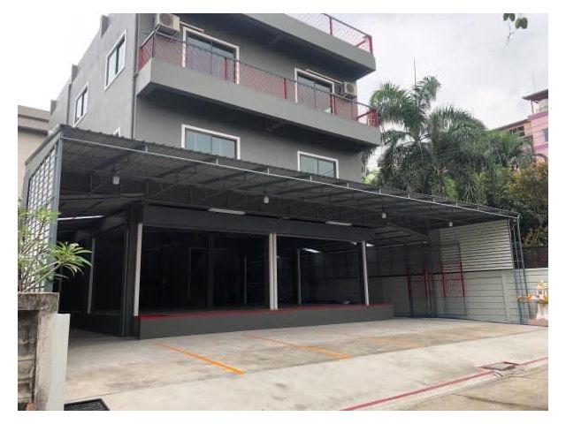 ให้เช่าโกดังพร้อมสำนักงาน 3 ชั้น พื้นที่ 700 ตร.ม. ซอยลาดพร้าว 94 ย่านทาวน์อินทาวน์ รามคำแหง ใกล้ห้าง The Scene (ADT990)