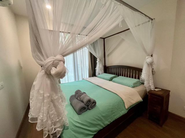 ขายคอนโด เดอะนิมมานา 2 ห้องนอน ขาย 5.4 ลบ.โทร 098-6169416 อาร์ท