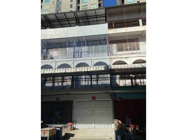 ให้เช่าตึกแถว 4 ชั้น ถนนสุขุมวิท ซอย103 ตกแต่งพร้อมอยู่
