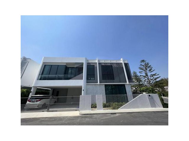ขายบ้านเดี่ยว 2 ชั้น 79 ตร.วา ตกแต่งตามบ้านตัวอย่าง Artique Ramkhamhaeng ซ.รามคำแหง 164 ใกล้รร.นานาชาติร่วมฤดี (ADT1000)