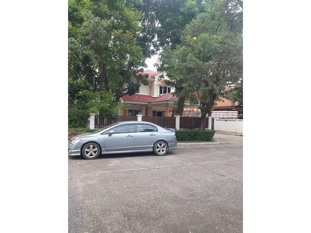 ขายบ้านเดี่ยวสองชั้น มบ.มณีรินทร์ ม 97 วา  หมู่บ้านมณีรินทร์เลคแอ
