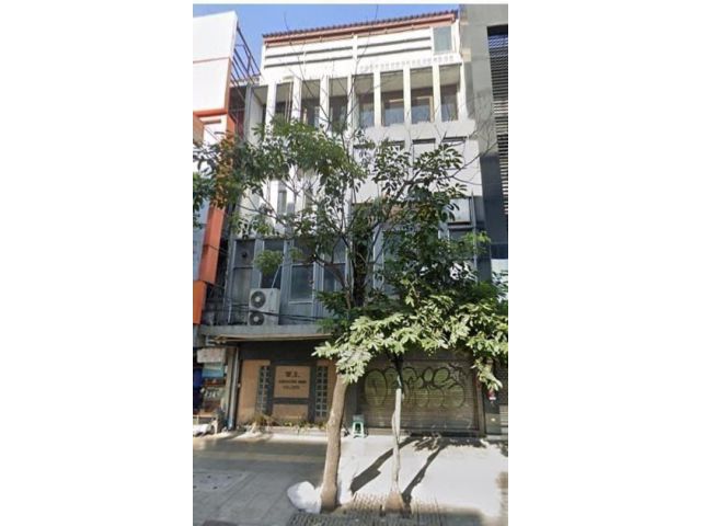 ให้เช่าอาคารพาณิชย์ 4 ชั้น 2 คูหา ถนนสุขุมวิท 67 ย่านพระโขนง