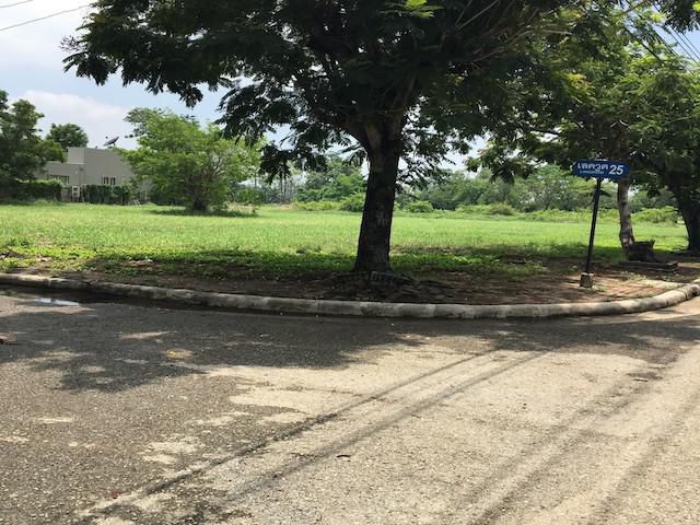 ขาย ที่ดินเปล่าในสนามกอล์ฟ Lakewood Country Club 1 ไร่ 26ตร.ว.