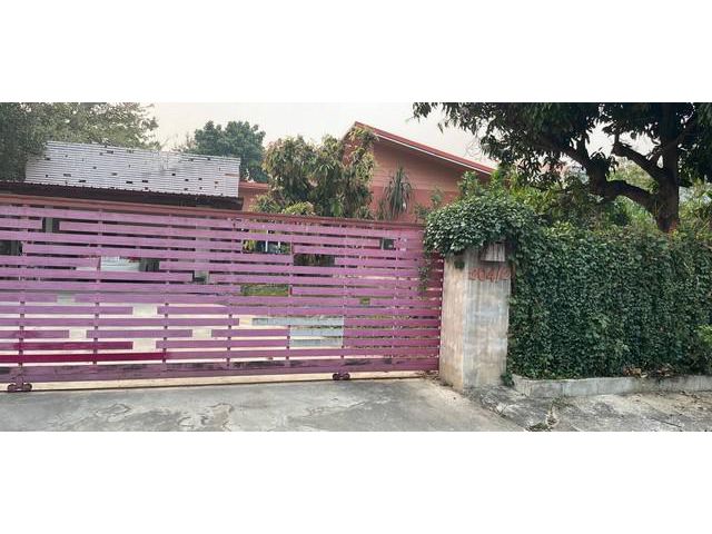 ขายบ้านเดี่ยว97ตรว. ใจกลางเมืองลำปาง  ถ.เจริญประเทศ  อ.เมือง จ.ลำ