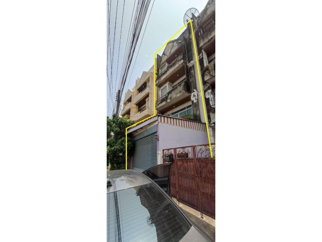 ขายทาวน์โฮม 4ชั้น ถนนวิภาวดีรังสิต ขาเข้า ซอยวิภาวดีรังสิต ซอย8 กรุงเทพ โทร 099 746 5361
