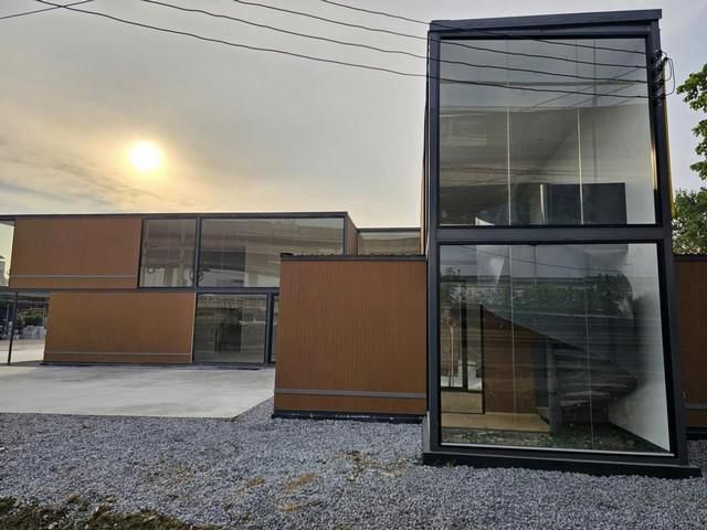 รหัส MAY91ให้เช่าอาคาร 2 ชั้น พื้นที่ 200 ตารางวา ติดถนนเลียบมอเตอร์เวย์ ถนนกาญจนาภิเษก ตรงข้ามห้างเมกะบางนา