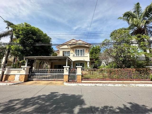 HR2131 ให้เช่า-ขาย บ้านเดี่ยว 2 ชั้น ย่านสุขุมวิท บางจาก หมู่บ้านนันทวัน สุขุมวิท ซ.อ่อนนุช 44  มี 4 ห้องนอน 3 ห้องน้ำ