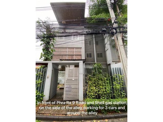 ให้เช่าอาคาร 4 ชั้น 384 ตรม. ริมถนนพระราม9 ใกล้เดอะไนน์ พระราม9