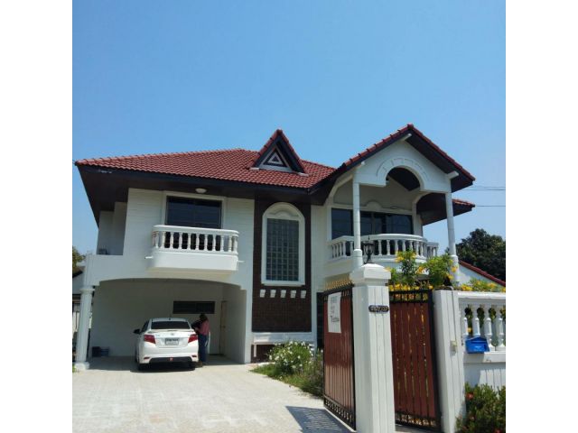 ให้เช่าบ้านเดี่ยว มีสวนรอบบ้าน ซอยปุณณวิถี 49 ใกล้ BTS ปุณณวิถี