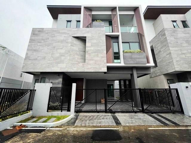 The Gentry Phatthanakan  รหัสทรัพย์ OPS05-120