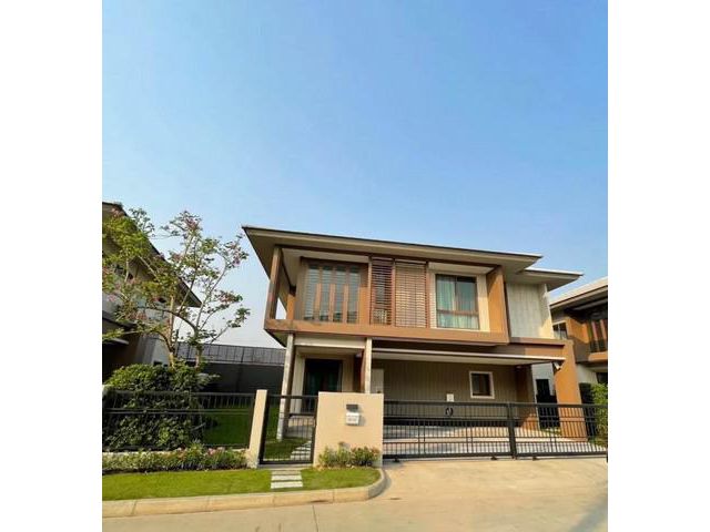 ให้เช่า บ้านเดี่ยวบุราสิริ กรุงเทพกรีฑา กับโรงเรียนนานาชาติ Brigh