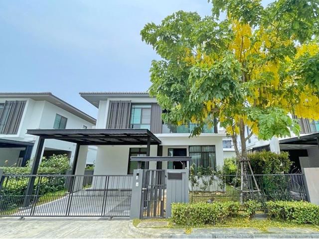 อ่อนนุช  เมกกะบางนา 7กมวงแหวน 3  56 ตรว  4นอน   ให้เช่าบ้านเดี่ย