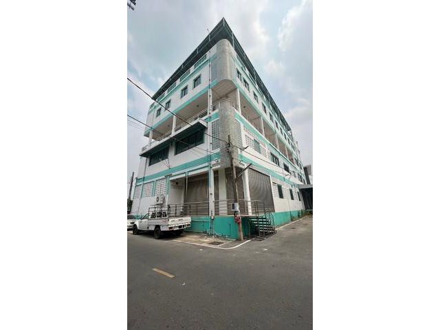 ให้เช่าโกดังพื้นที่ 1024 ตรม ใกล้ถนนรัตนาธิเบศร์ ใกล้แยกไทรม้า
