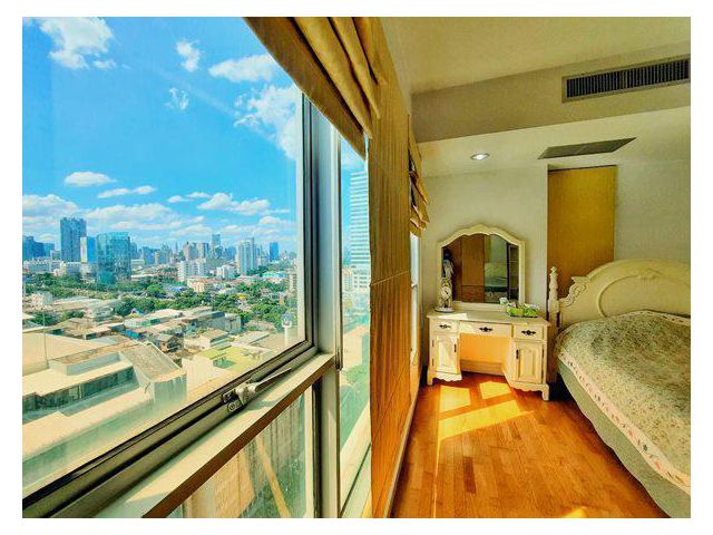 ให้เช่า ห้องชุดบ้านนนทรีคอนโด 2 ห้องนอน ขนาด 75 ตร.ม.ห้องมุมวิวสวย ราคา 28,000 บาท/เดือน โทร 097-1194282