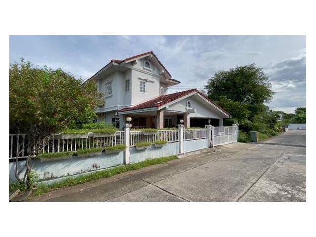 ขายบ้าน 73 ตรว. โครงการโกลเด้นเพลส วัชรพล ใกล้ห้าแยกวัชรพล