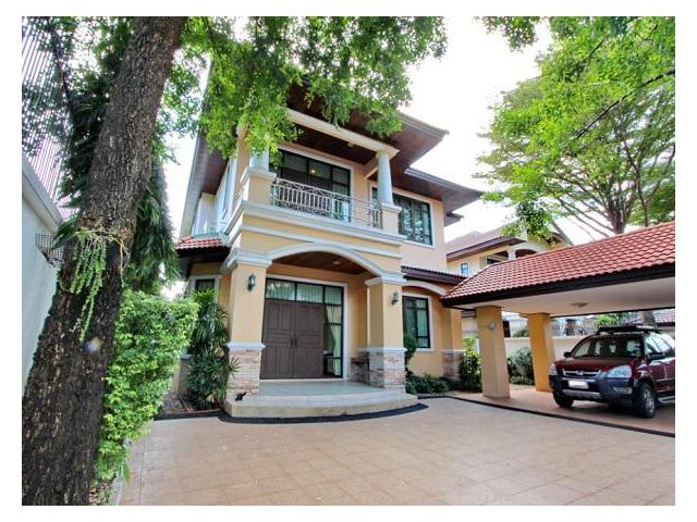 ให้เช่าบ้าน 2 ชั้น 97วา4นอน3น้ำแอร์เฟอร์สุขุมวิท63