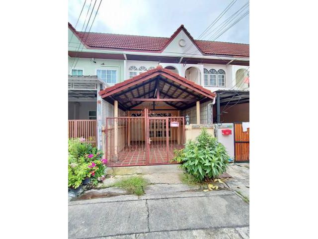 ให้เช่า ทาวเฮ้าส์ 2 ชั้น หมู่บ้านลาดพร้าว 87 ซอยลาดพร้าว 87