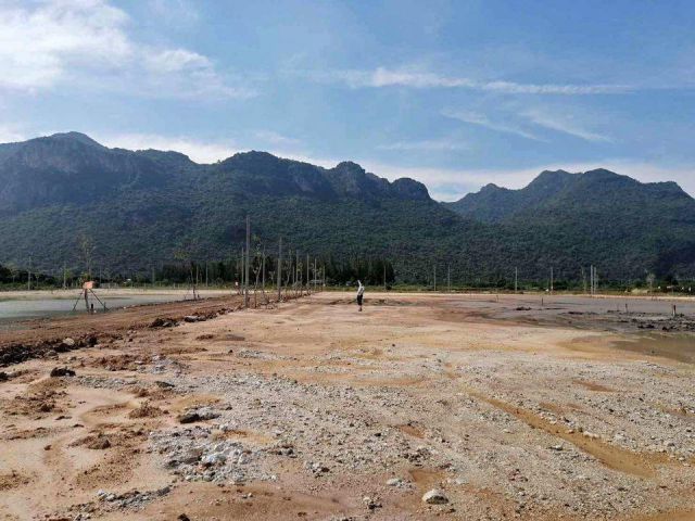 ที่ดินสวย 207 ตร.วา วิวภูเขาและถ้ำ ใกล้ทะเล