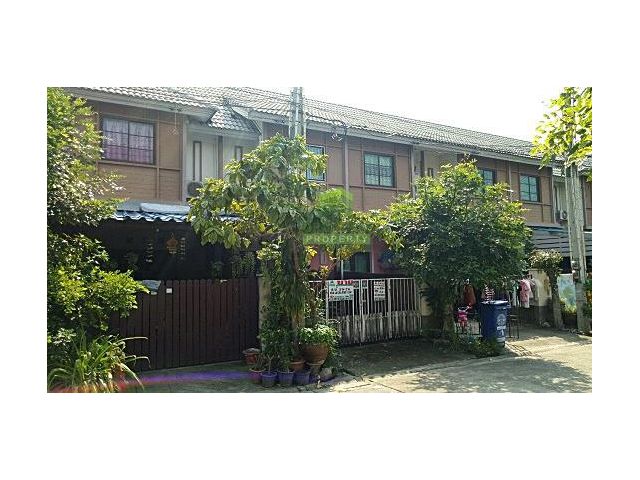 หมู่บ้านบาหลีบีช BALI BEACH ขายด่วน ทาวน์เฮ้าส์ 2 ชั้น เนื้อที่ 18 ตร.ว ถนนคลองหลวงแพ่ง เมืองฉะเชิงเทรา ถูกกว่าราคาประเม
