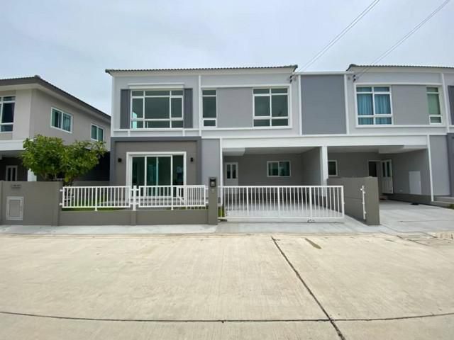 บ้านแฝดพร้อมบิ้วอิน โครงการหมู่บ้านคาซ่าวิลล์ปิ่นเกล้าศรีรัช