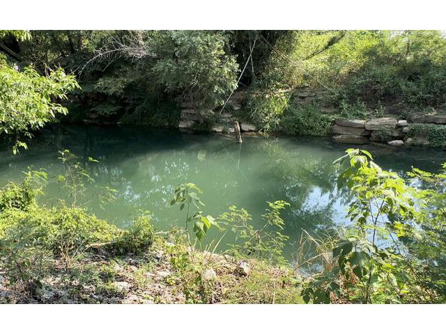 ที่ดินติดลำตะคอง หมูสี ปากช่อง เขาใหญ 3ไร่ 2งาน 96ตรว ติดลำตะคองกว่า 150ม น้ำลึกใสสีเขียวมรกต ติดถนนลาดยาง
