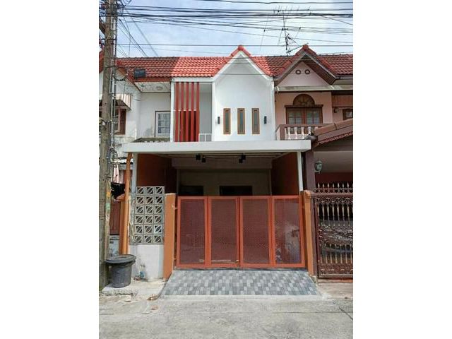 ให้เช่าทาวน์เฮ้าส์ 2 ชั้น 2 นอน หมู่บ้านอรุณนิเวศน์ ซอยนวมินทร์ 1