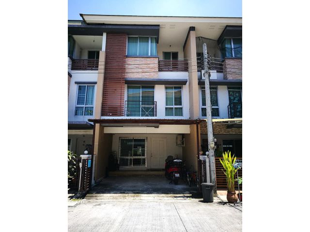 RATH04ให้เช่าทาวน์โฮม3 ชั้น Plus City Park(ศรินครินทร์ สวนหลวง) 9