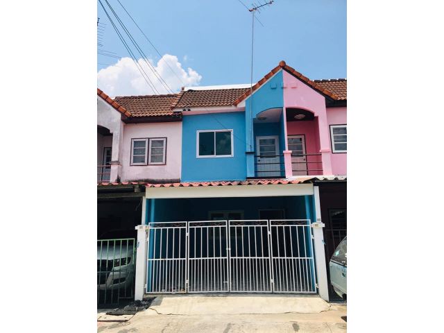 บ้านสวยราคาถูก ล้านต้นๆชลบุรี