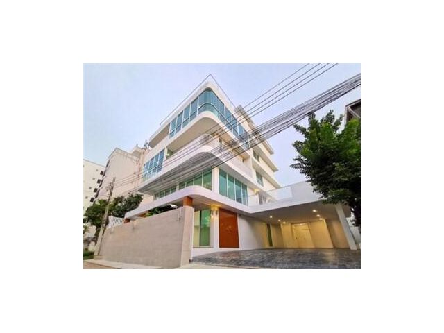 บ้านเดี่ยว-โฮมออฟฟิศ 5ชั้น มีลิฟต์ ซอยอ่อนนุช 6