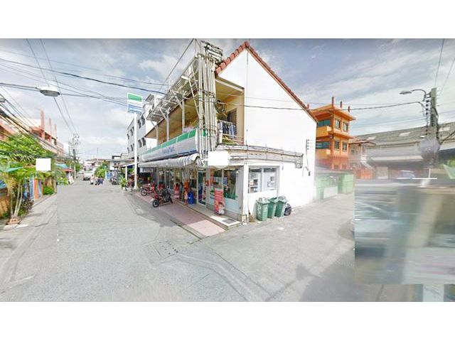 Family Mart หมู่บ้านหลายพันหลัง เหมาะกับ DIY Lotus