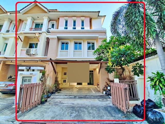 ศรีนครินทร์ ABAC MRTศรีกรีฑา ทาวน์โฮมใหญ่มาก 3ชั้น  3-4นอน 4น้ำ