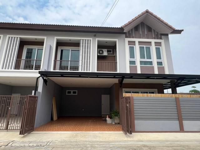 ขายบ้านแฝด หมู่บ้านสุขนิเวศน์ 7