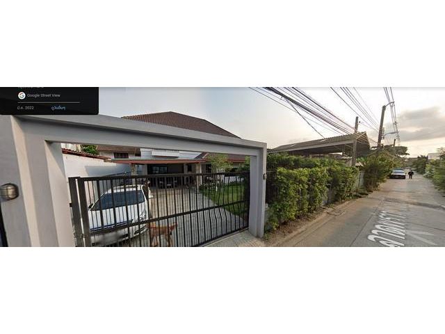 ให้เช่าบ้าน 99 ตรว ลาดพร้าว 80 มีพื้นที่สวนร่มรื่น จอดรถ 4 คัน