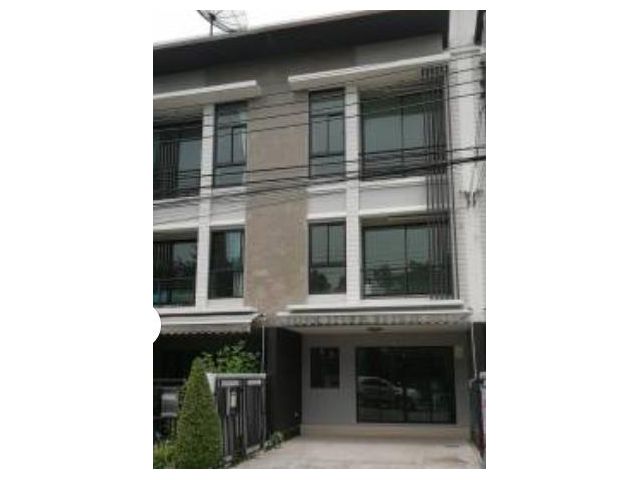 ให้เช่าทาวน์โฮม 3 ชั้น บ้านกลางเมือง รามคำแหง39 พื้นที่ใช้สอย149