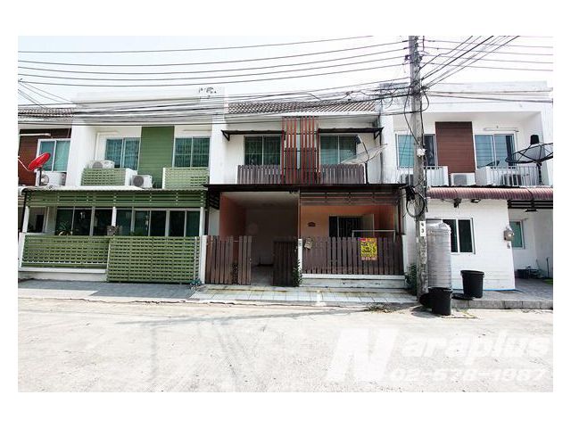 Listing No. 66050318 : ขายทาวน์เฮาส์ 2 ชั้น ม.อารียา คัลเลอร์ 1 ย่านลาดปลาเค้า ลาดพร้าว ทำเลดีเยี่ยม ราคาถูก