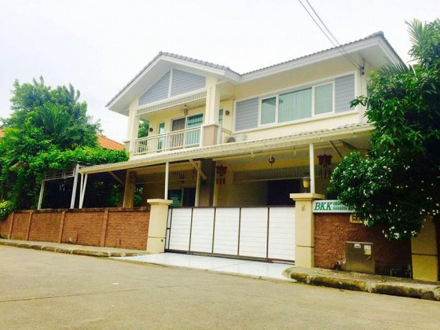 HS0756 ขายบ้านเดี่ยว2ชั้น ถนนกาญจนาภิเษก56 คาซ่าวิลล์ บางนา-สุวรรณภูมิ พื้นที่ใช้สอย240 ตร.ม 3ห้องนอน 3ห้องน้ำ