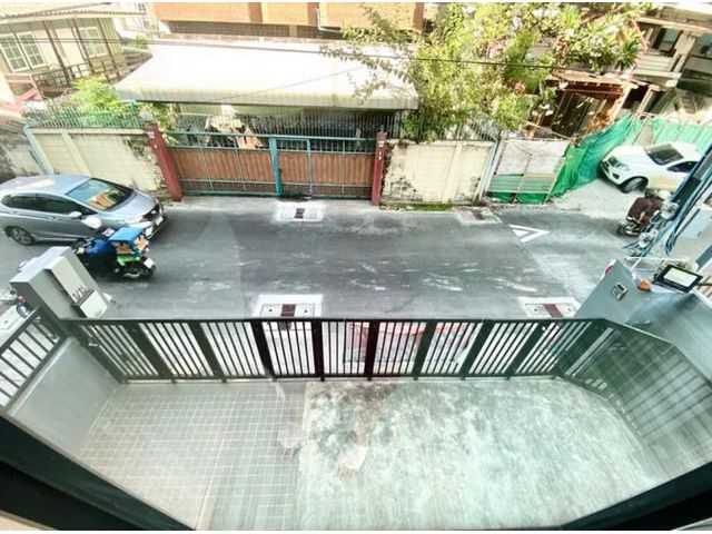 ขายบ้าน โฮมออฟฟิศ ลาดพร้าว โครงการเดอะฟร้อน ลาดพร้าว