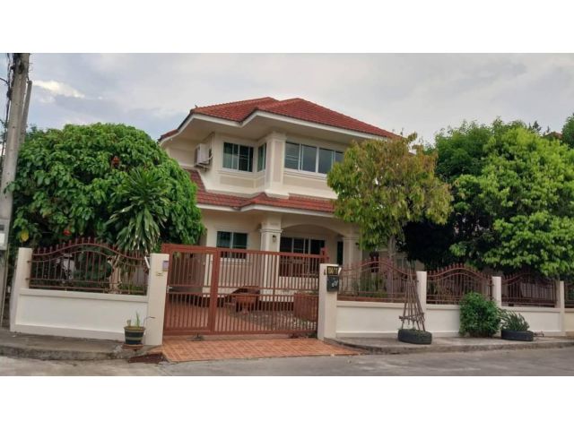 บ้านให้เช่าสันกำแพง ในหมู่บ้านศิวาลัย3 เนื้อที่ 60 ตร.ว ราคาเช่า 15,000 บาท/เดือน