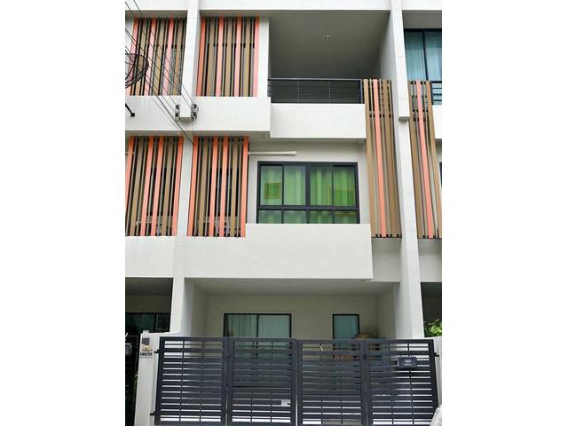 [A555]ทาวน์โฮม 3 ชั้น เดอะซิมโฟนี่ นวมินทร์ 163 The Symphony