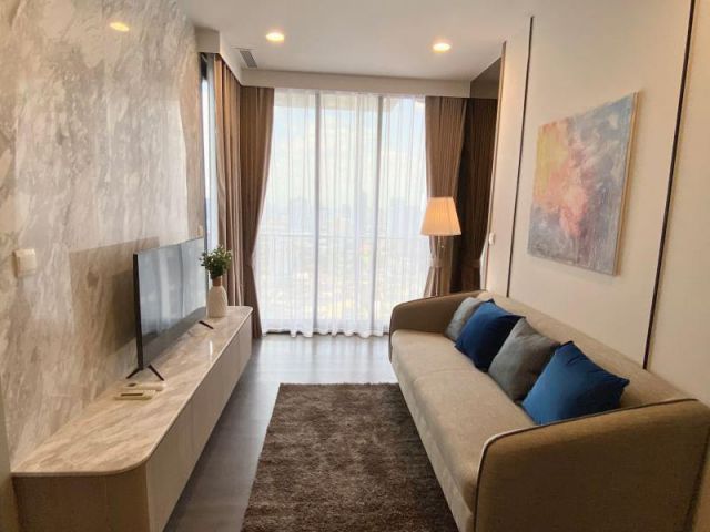 Oka Haus Sukhumvit 36 for rent 2 bedrooms 2 bathrooms 70 sqm. rental 56,000 baht/month