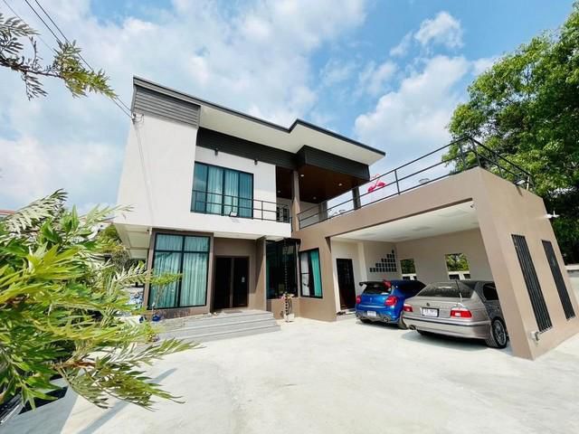 ให้เช่าบ้านเดี่ยว 2 ชั้น ใกล้สนามบินดอนเมือง ย่านพหลโยธิน 52 หน้าบ้านหันทิศใต้