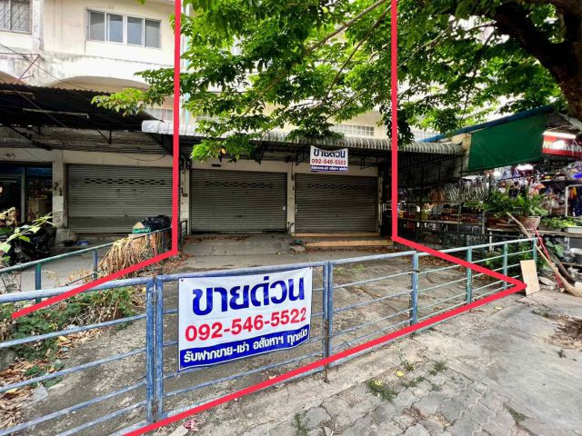 ขายอาคารพาณิชย์  4 ชั้น/2 คูหา(ตัดใจขาย) ติดถนน ทำเลค้าขาย