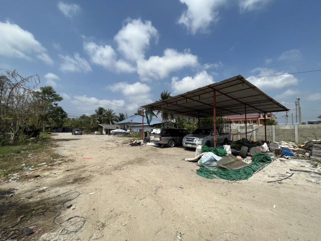 ขาย ที่ดิน  อ.เมือง จ.สมุทรสาคร 502วา 6.2ล T0940457914