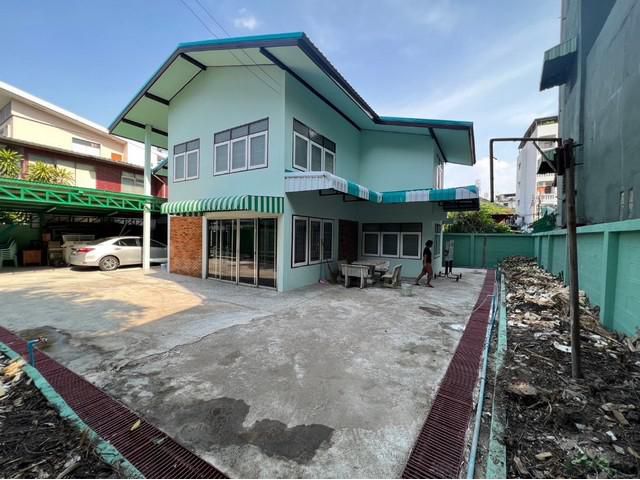 บ้านเดี่ยวให้เช่า  :  บางซื่อ กรุงเทพมหานคร