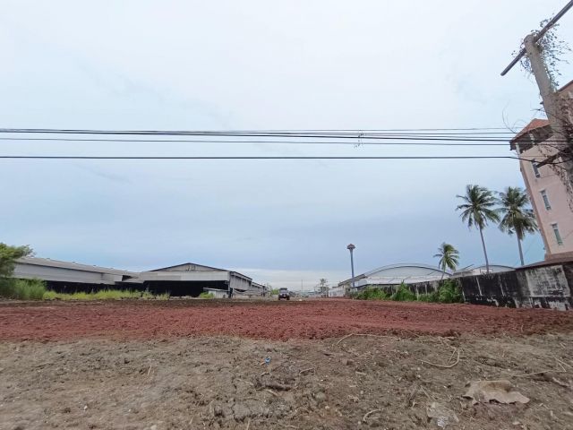S414 ขายที่สวยด้านหลังติดคลองภาษีเจริญด้านหน้าติดถนน ขนาดที่ดิน 7-0-19 ไร่ ใกล้ถนนเศรษฐกิจ เดินทางสะดวกสบาย สมุทรสาคร