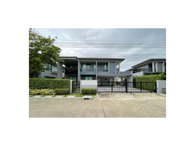 ขายพร้อมผู้เช่า บ้านเดี่ยว เศรษฐสิริ กรุงเทพกรีฑา เฟส2   ใกล้โรงเรียนนานาชาติ Brigton, wellington  เหมาะแก่การลงทุน พร้อ