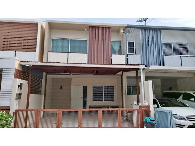 ให้เช่าทาวน์โฮมโครงการเดอะ แพลนท์ ซิตี้ ลาดพร้าว 71