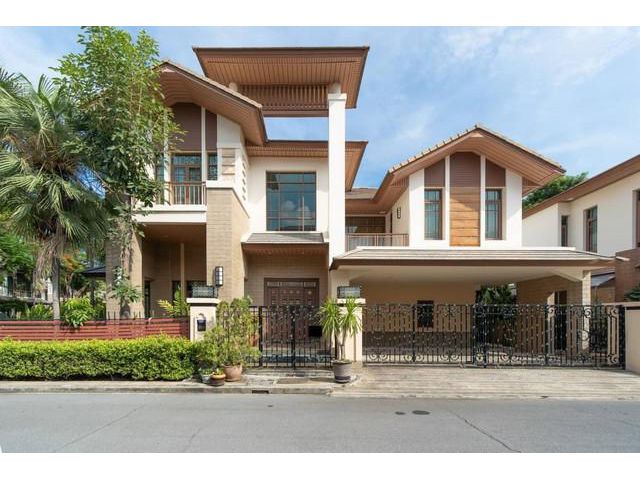 ให้เช่าบ้านเดี่ยวหรู บ้านแสนสิริ สุขุมวิท 67